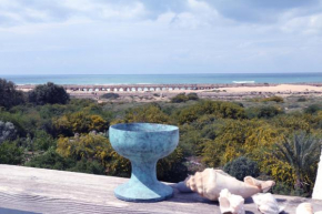  Beach Front House  Кесария